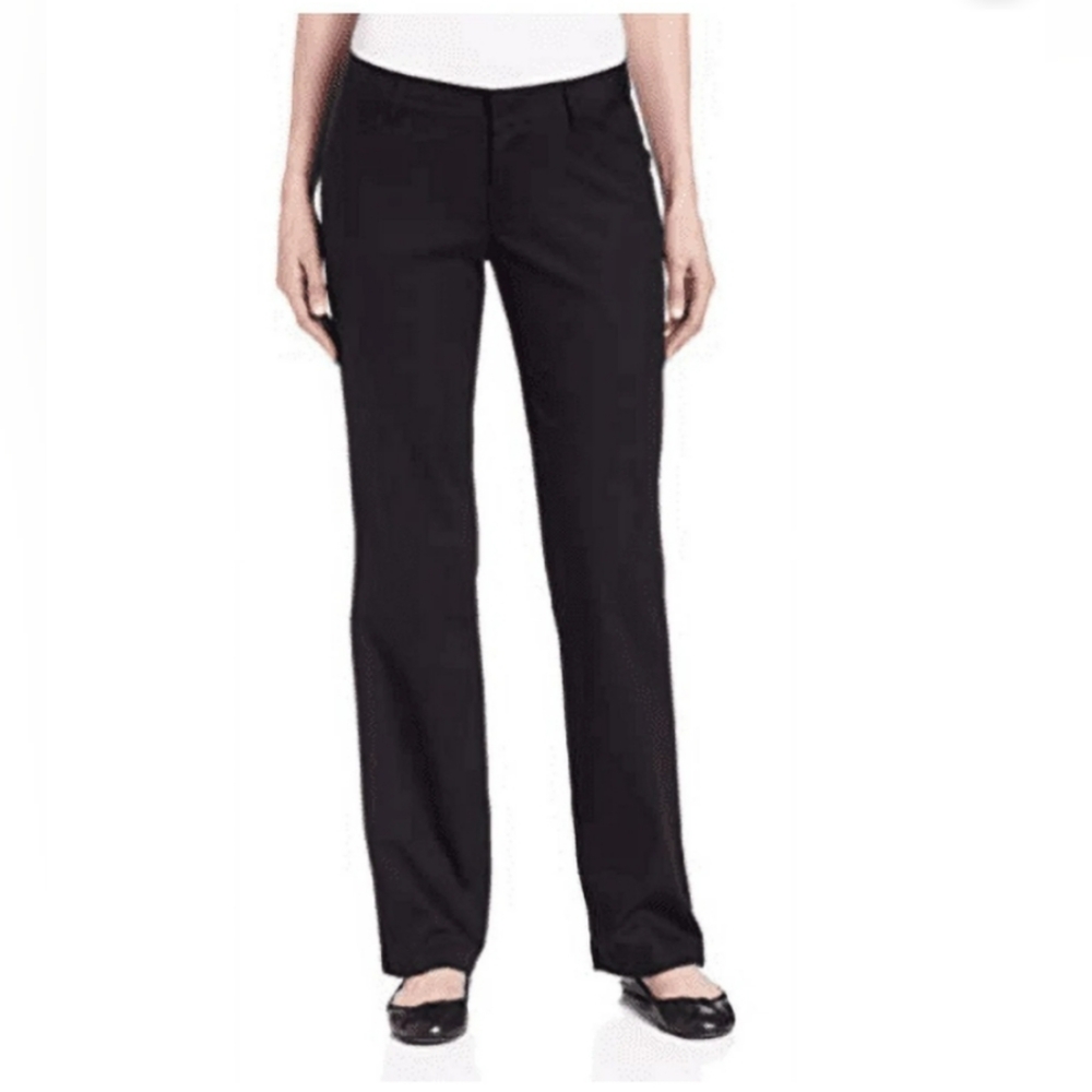 1 Pair of  Dickies Women's Black Straight Leg Pants Nwt Size 2
